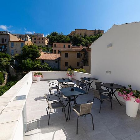 טרצ'ינה Numisia Guest House מראה חיצוני תמונה