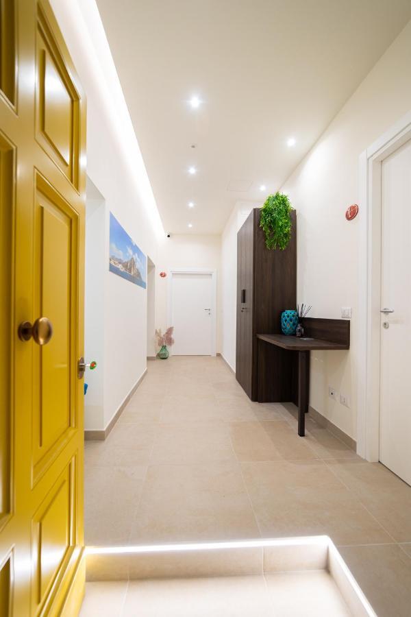 טרצ'ינה Numisia Guest House מראה חיצוני תמונה