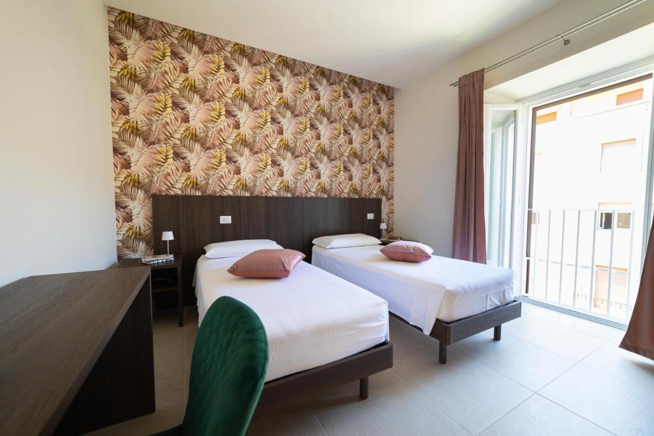 טרצ'ינה Numisia Guest House מראה חיצוני תמונה