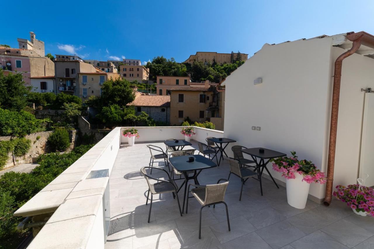 טרצ'ינה Numisia Guest House מראה חיצוני תמונה