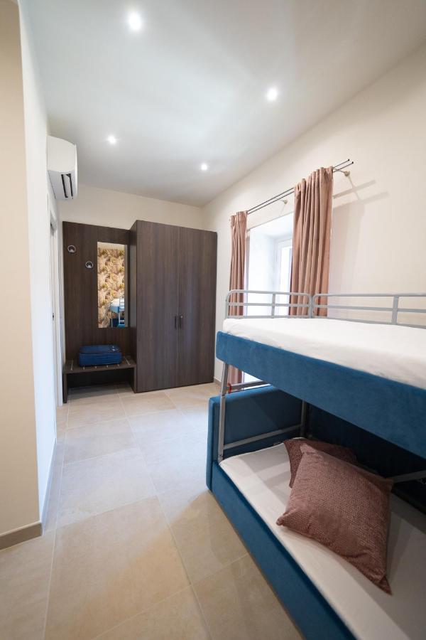 טרצ'ינה Numisia Guest House מראה חיצוני תמונה