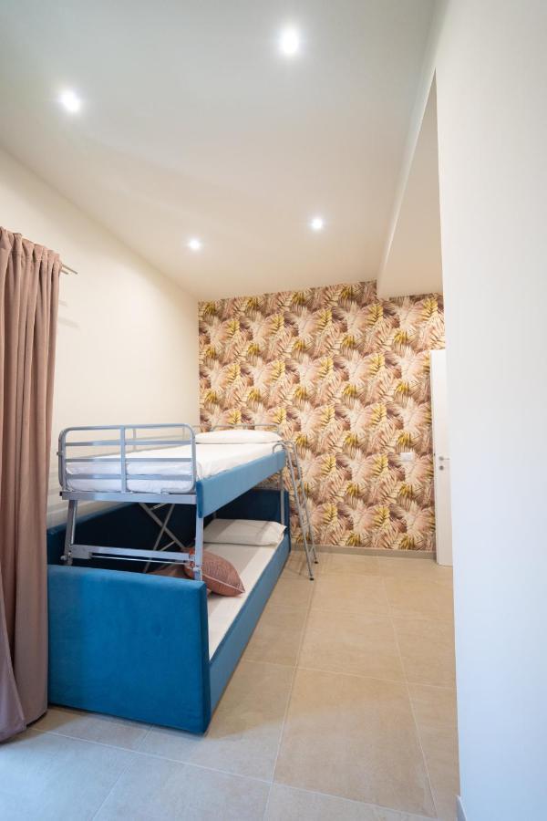 טרצ'ינה Numisia Guest House מראה חיצוני תמונה